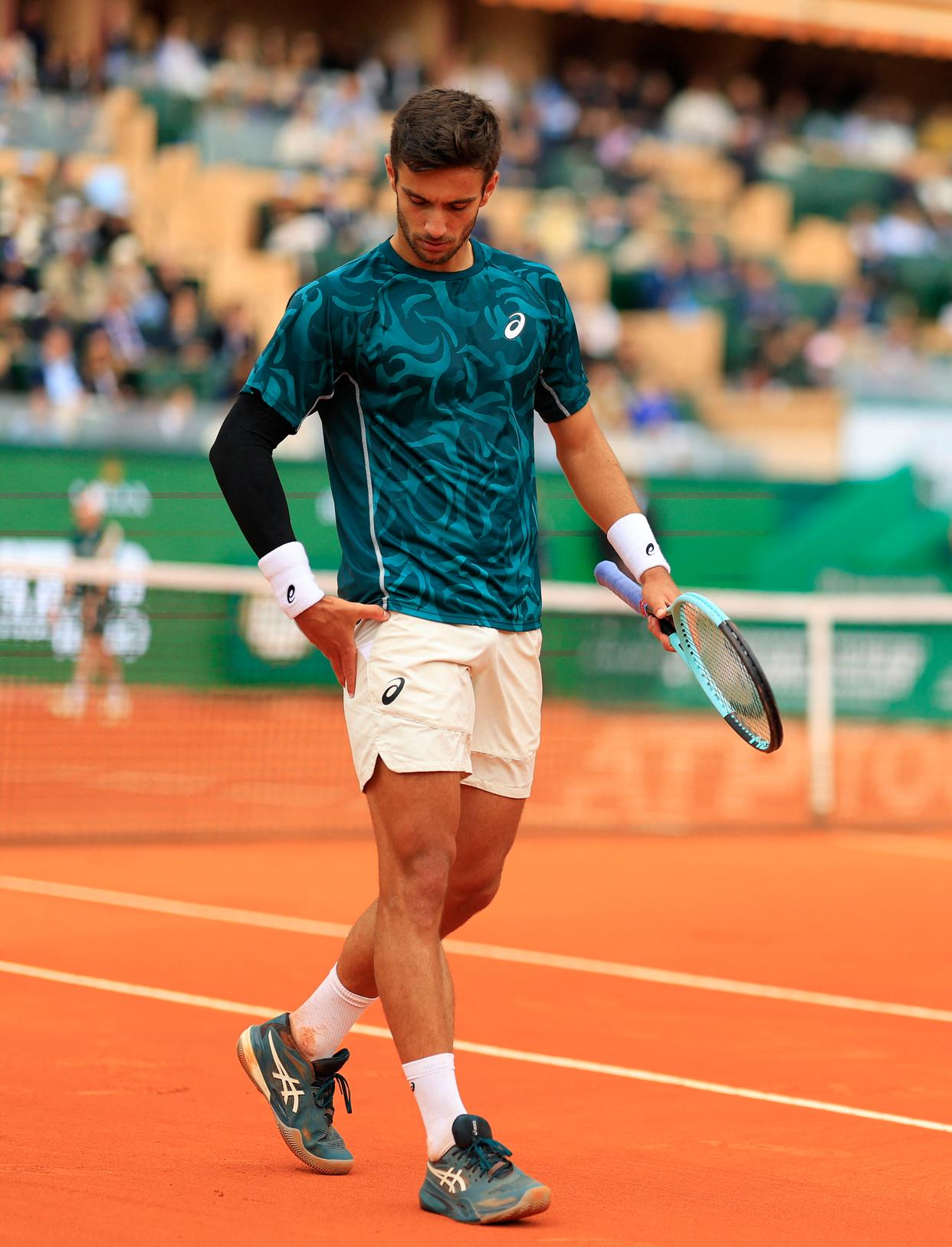 包含蒙特卡洛大师赛轻取美网，阿尔卡拉斯统治全场的词条