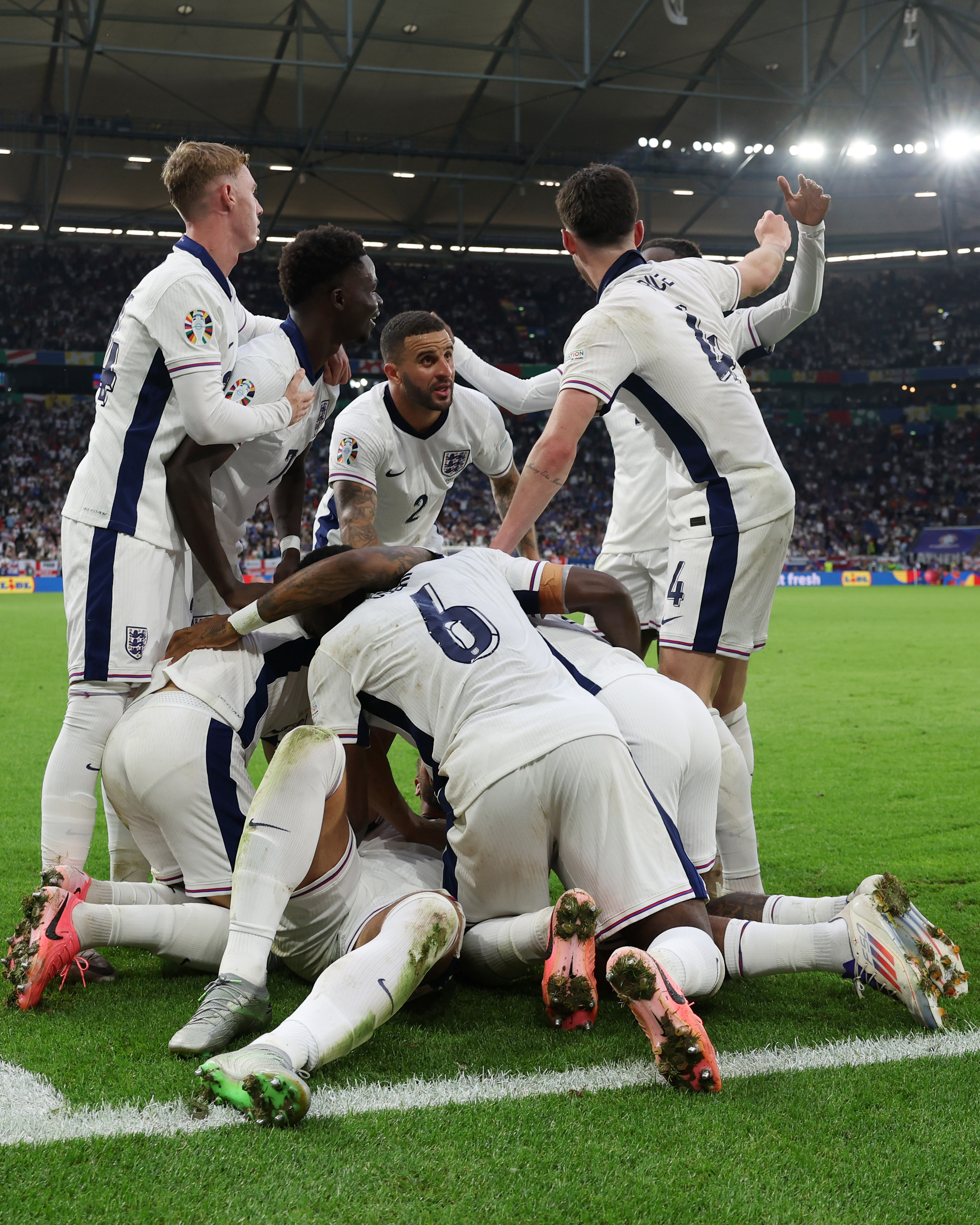 葡萄牙队鏖战波兰队，林高远状态火热