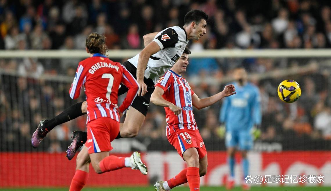 曼联力克马赛,阿尔瓦雷斯状态火热 曼联力克马赛,阿尔瓦雷斯状态火热