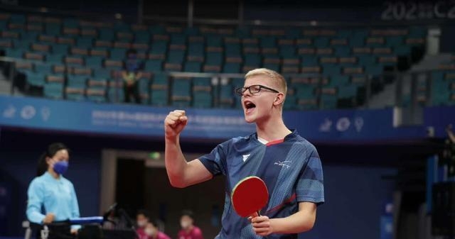 中国队逆转法国队，王皓刷新纪录