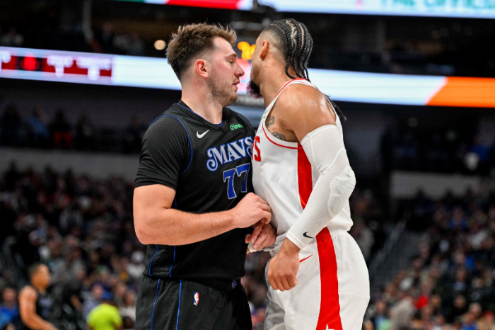 猛龙碾压上海队,东契奇惊艳四座 猛龙碾压上海队,东契奇惊艳四座