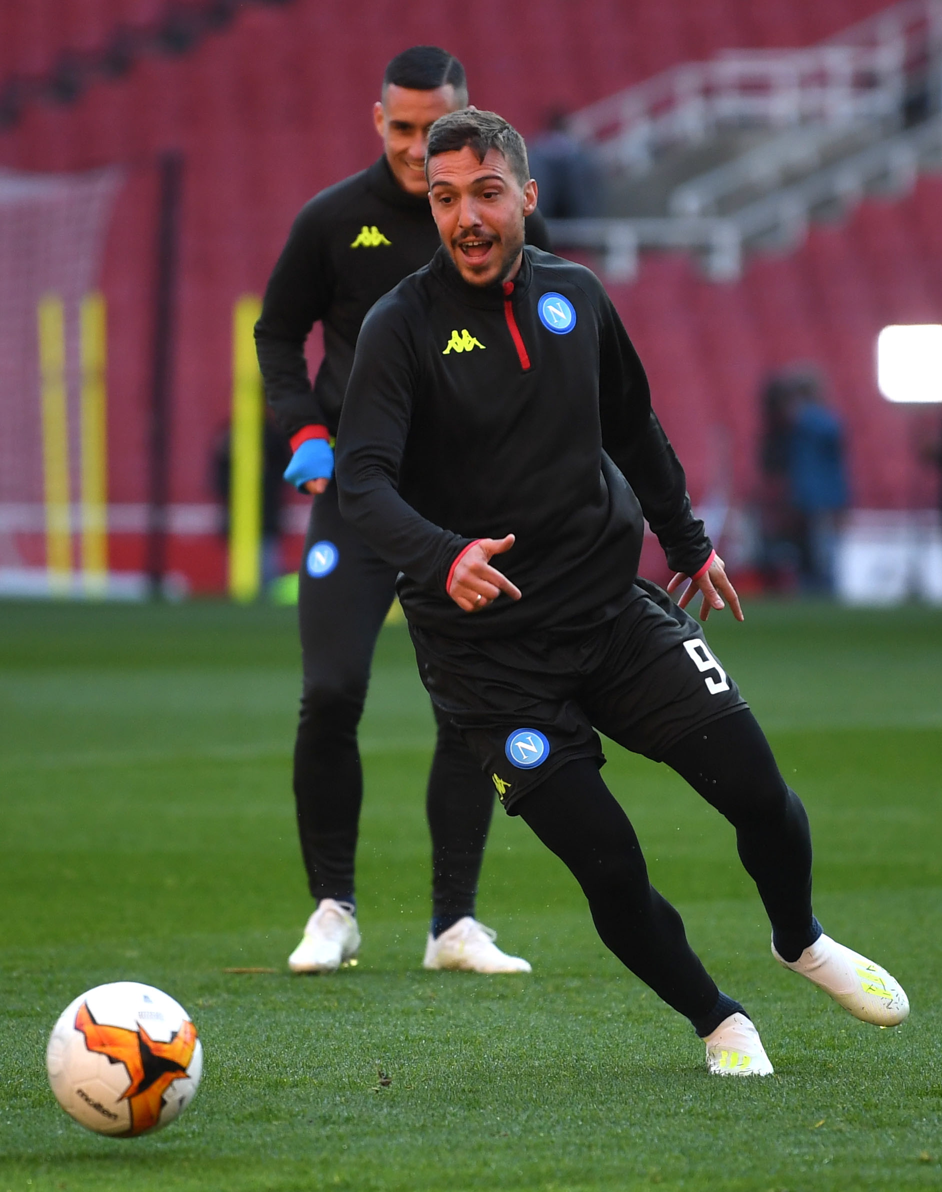 那不勒斯练兵备战，迎接重要战事