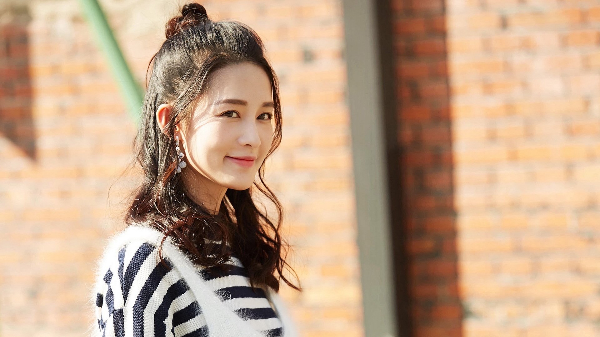 克利夫兰骑士提前点亮季后赛曙光,范弗利特单臂擎天扛起整支球队