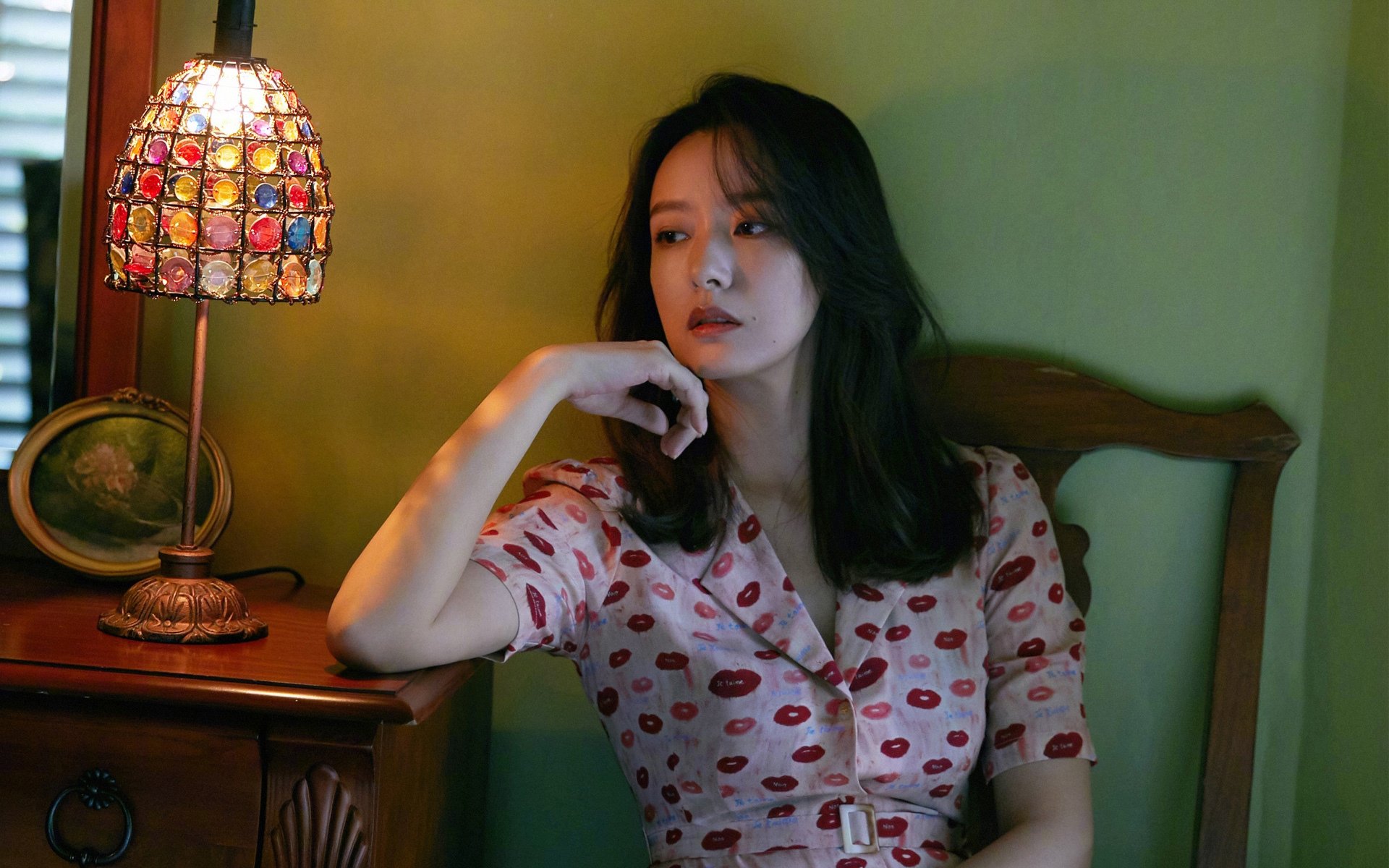 门神之影，当库尔图瓦的扑救，投射在另一片绿茵的绝杀瞬间