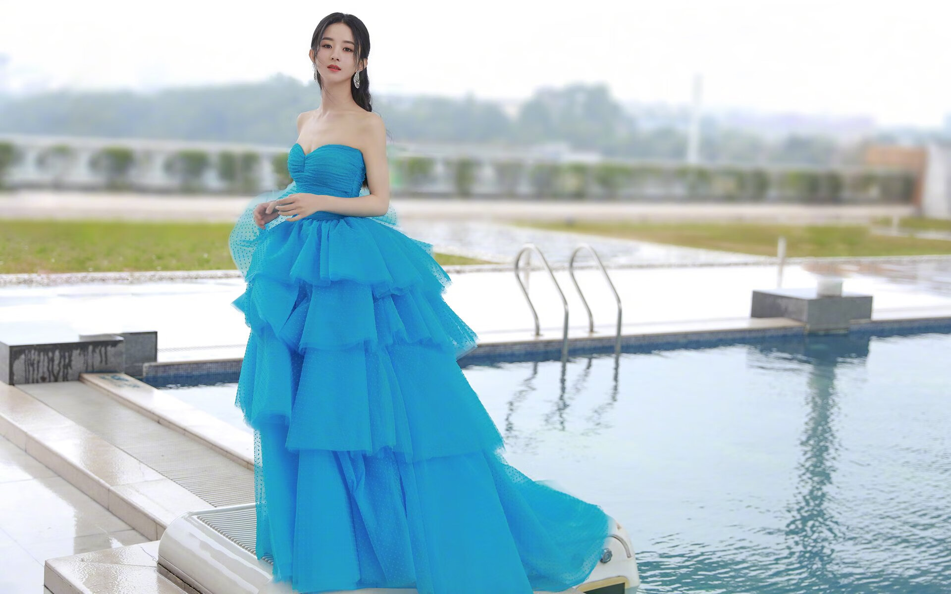 虚拟对阵，真实掌控，当比利亚雷亚尔遇上卡塔尔，斯通斯诠释的足球哲学