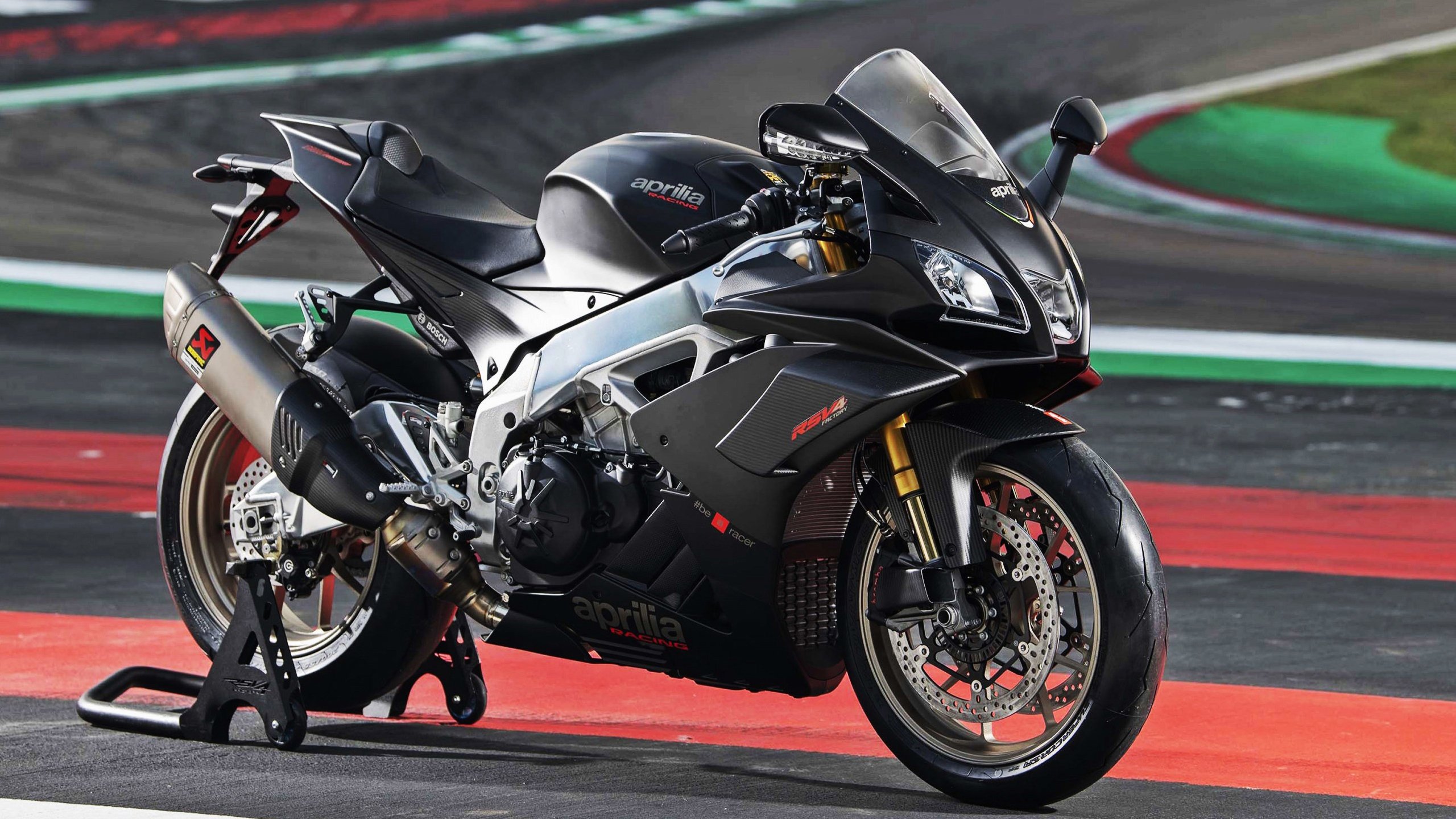 跨界风暴，马刺轻取76人，拉梅洛F1街道赛上演速度传奇